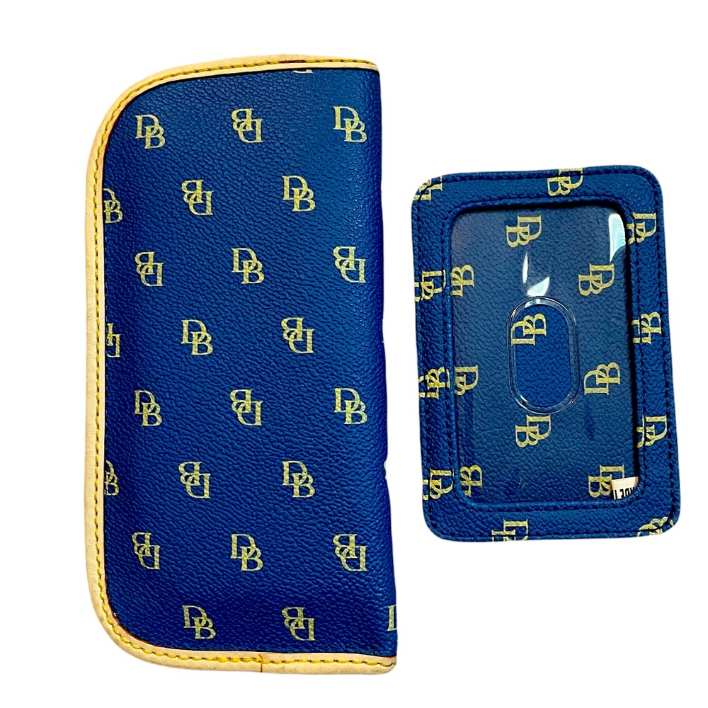 Dooney & Bourke Sunglass Sleeve & ID holder